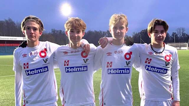 Fyra 15-åringar från IFK Mariestad: Karl Berzell, Otto Karlsson Nyberg, Ebbe Borg Gröndin och Robin Johansson fanns med när Degerfors P16-lag vann premiären i ligacupen borta mot Karlslunds IF.
