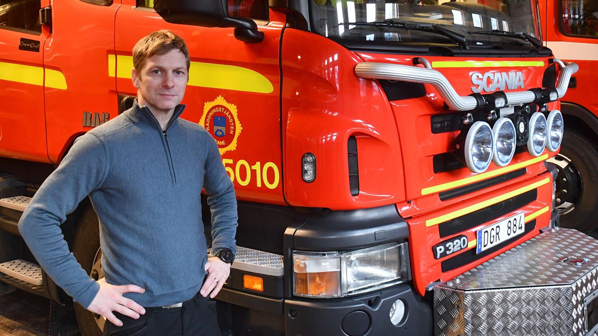 Peter Bergström, räddningschef i Sunne, tror att det ökade antalet trafikolyckor beror på att det blev vinterväglag tidigt under förra året. 
