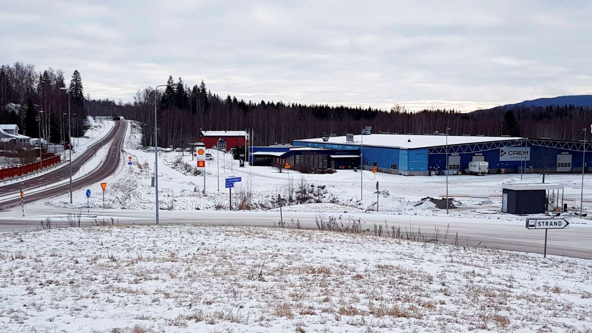 Bensinanläggningen vid infarten till Åmotfors lades ner häromåret, men nu går en ny aktör in och  startar en bensinpump. 