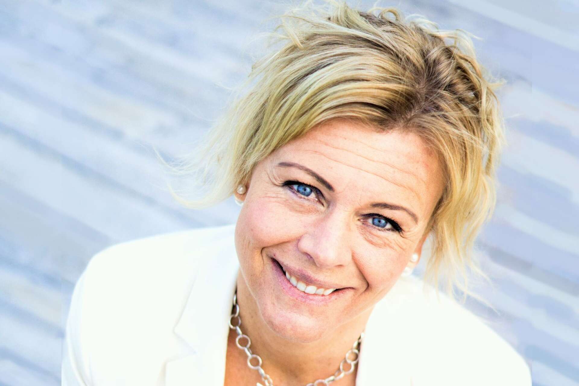  Helena Oscarsson Hammar, mäklare på Fastighetsbyrån i Årjäng.