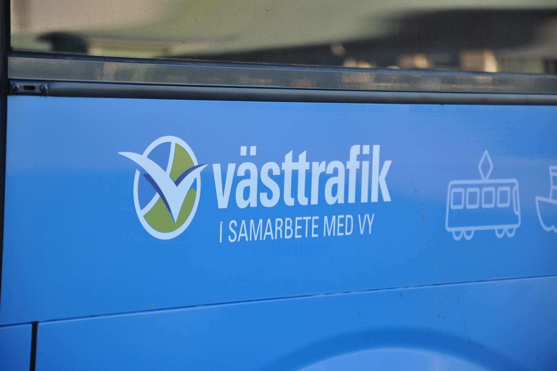 Västtrafik har fått in mer än 80 ärenden gällande förseningsersättning sedan Vy tog över busstrafiken i Dalsland.