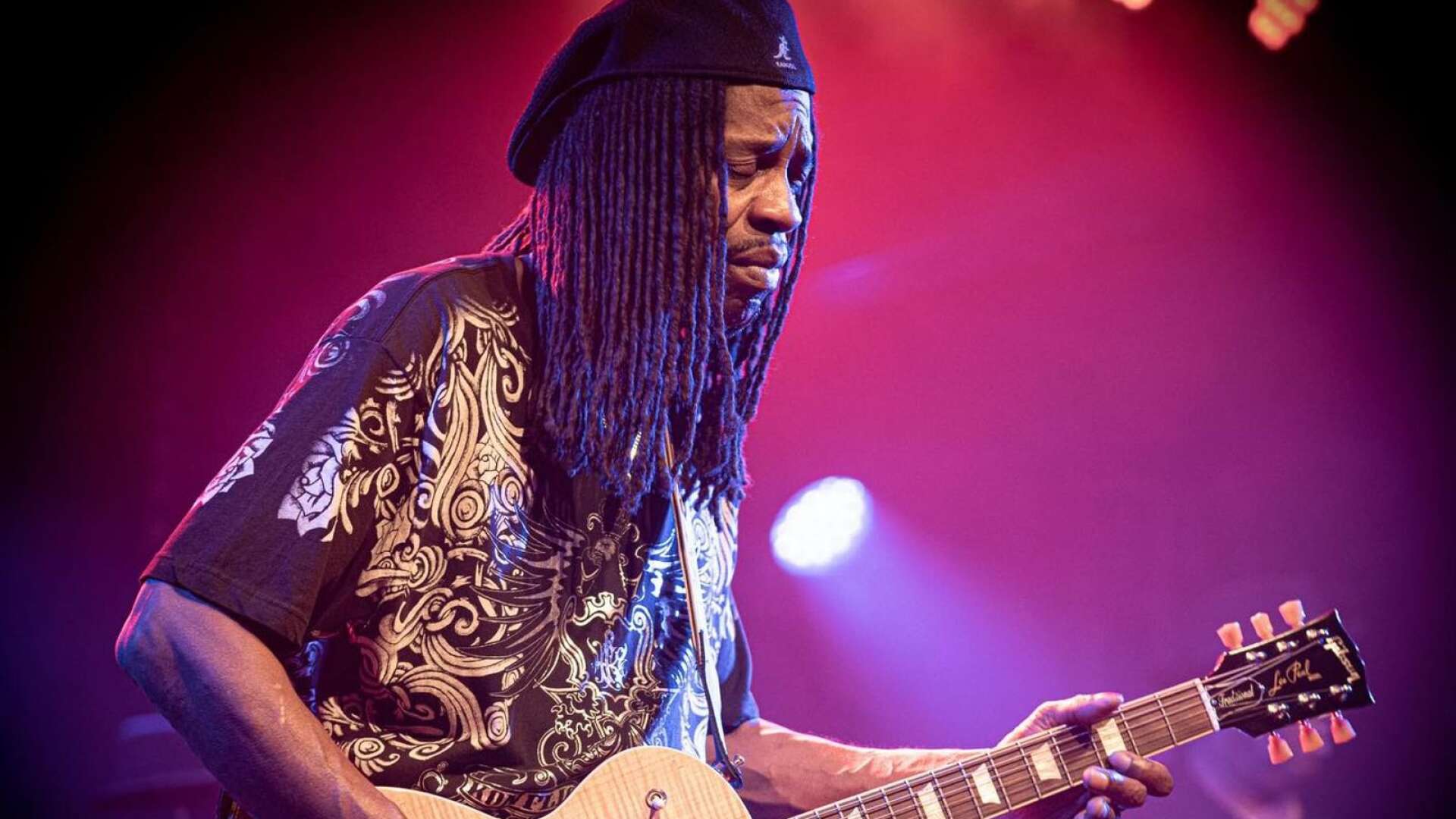 Den amerikanske gitarristen Bernard Allison är en av flera färska bokningar till bluesfesten.
