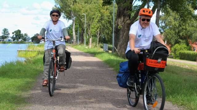 ”Vi cyklar Göta kanal för alla barns rätt till hälsa, skola och trygghet”, säger de båda styrelseledamöterna för SAK Skövde Skaraborg.