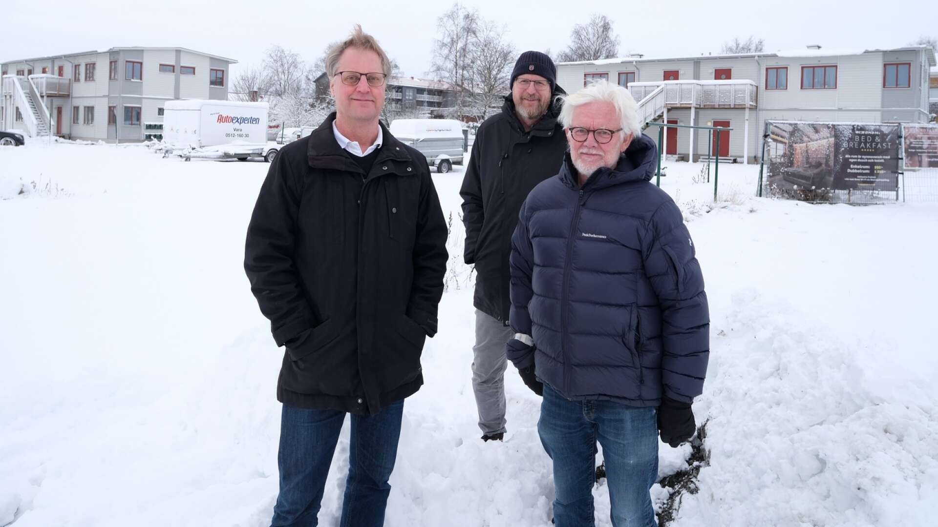 Lars Gezelius, Håkan Lindell och Tommy Åkerstedt är glada över att affären är klar.