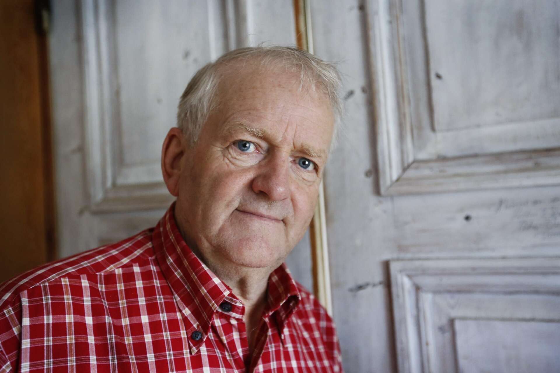 ”Det är ett jäkla jobb att skriva en bok, det har jag fått lära mig”, säger Kjell Gustafsson, här porträtterad i samband med ett hemma hos-reportage i VF 2012. 