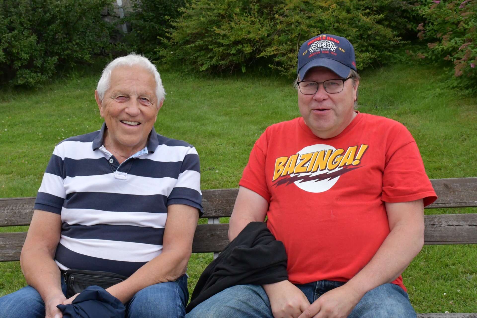 Far och son John-Arne Magnusson och Ulf Magnusson från Charlottenberg besökte veteranbilsdagen. Intresset för gamla bilar har de gemensamt. Ulf äger själv en Cadillac från 1976.
