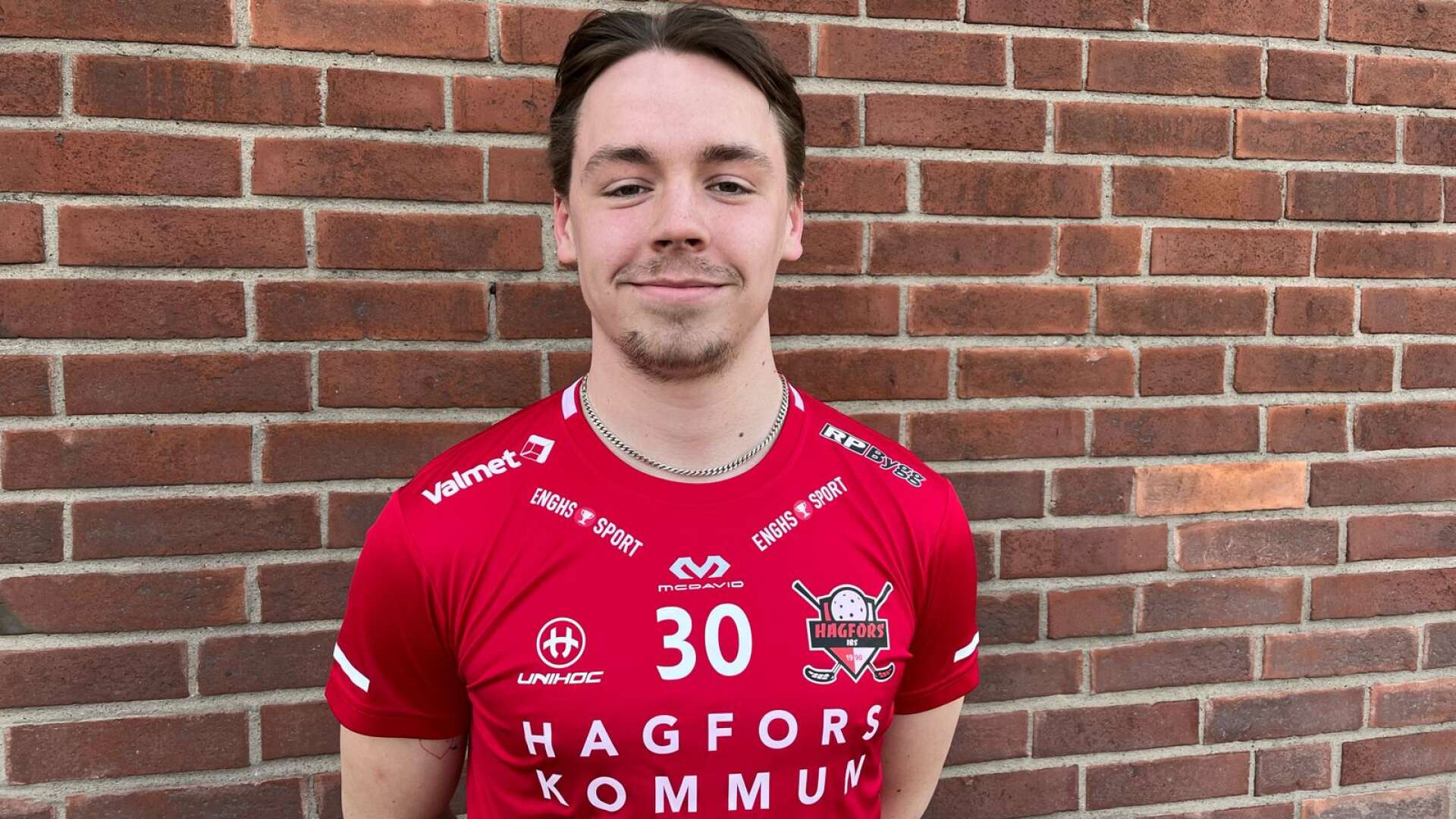 Adam Nordqvist väljer spel i Hagfors IBS kommande säsong. 