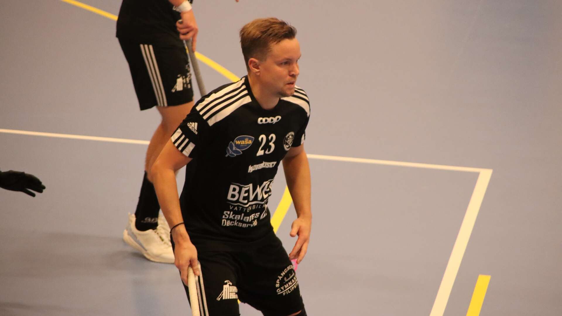 Joakim Jacobsson blev matchens första målskytt när han satte Filipstads 1–0-mål mot Edebäck.