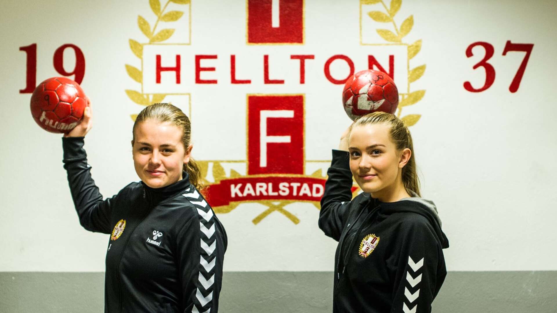 Miranda Nilsson och Emma Wallin vill slå sig in i Helltons A-lag på allvar. 
