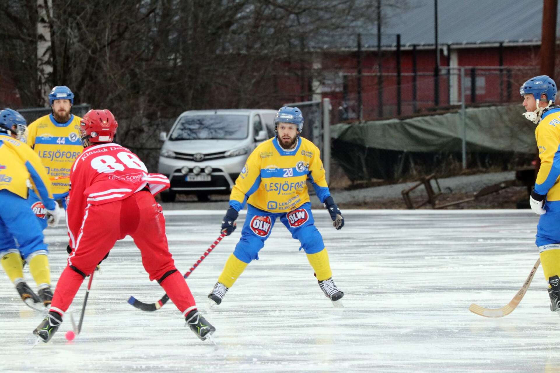 Mattias Nilsson och hans lagkamrater i Lesjöfors/Filipstad får spela lördagens hemmamatch mot Liljan i Karlstad.