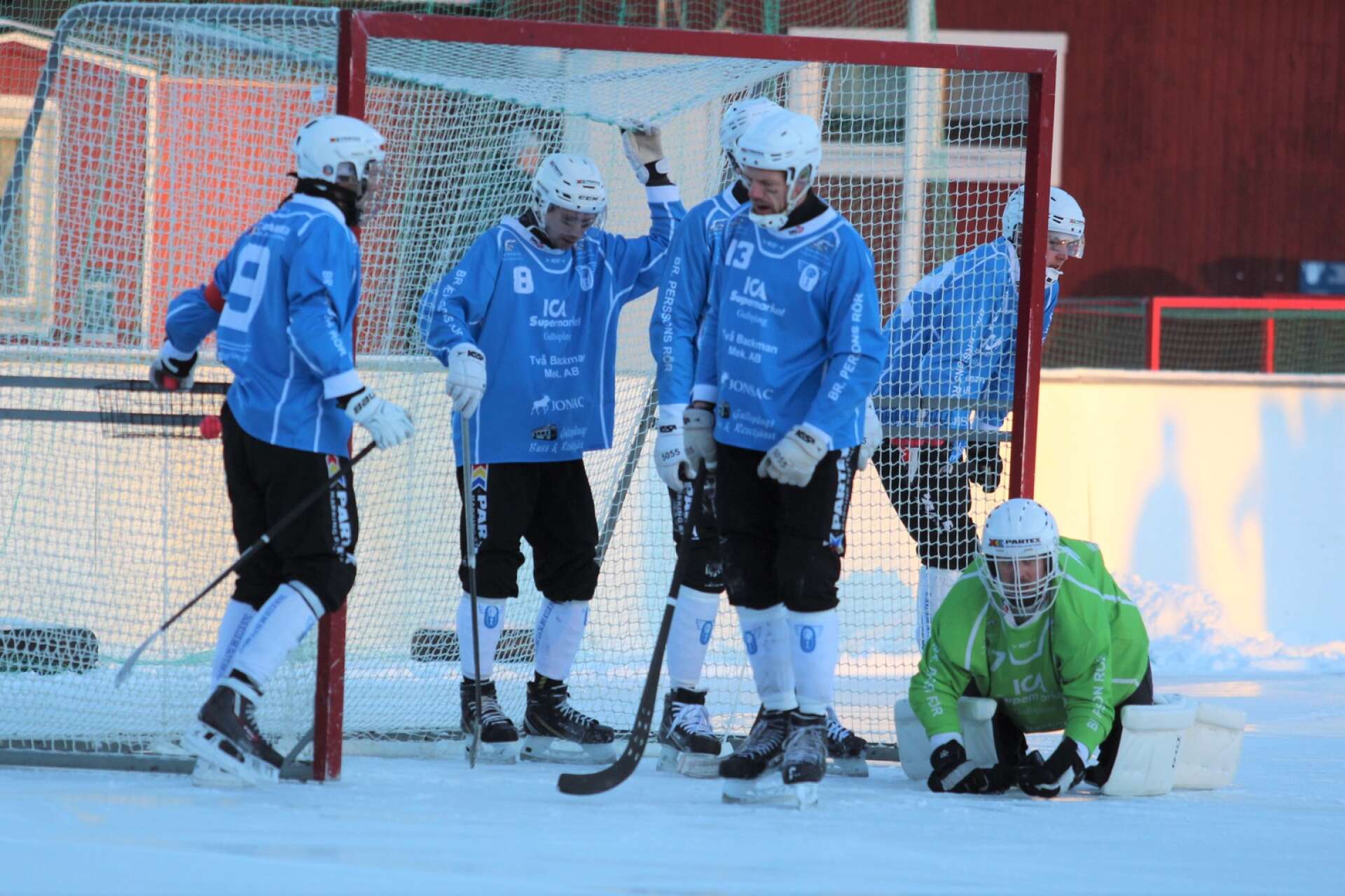 Ett av fyra mål insläppta i Otterbäckens mål.
