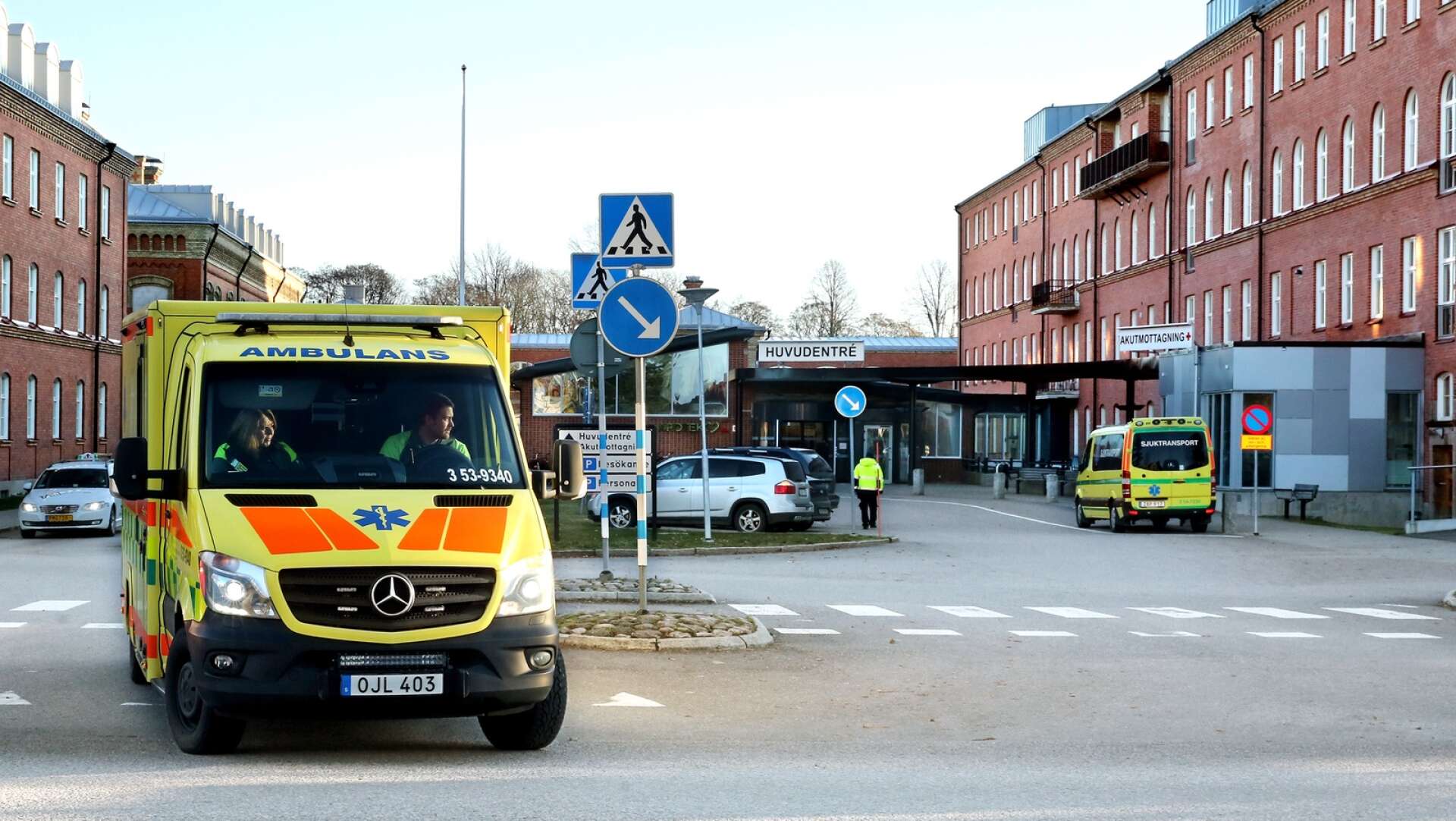 Även Lidköpings sjukhus drabbas.
