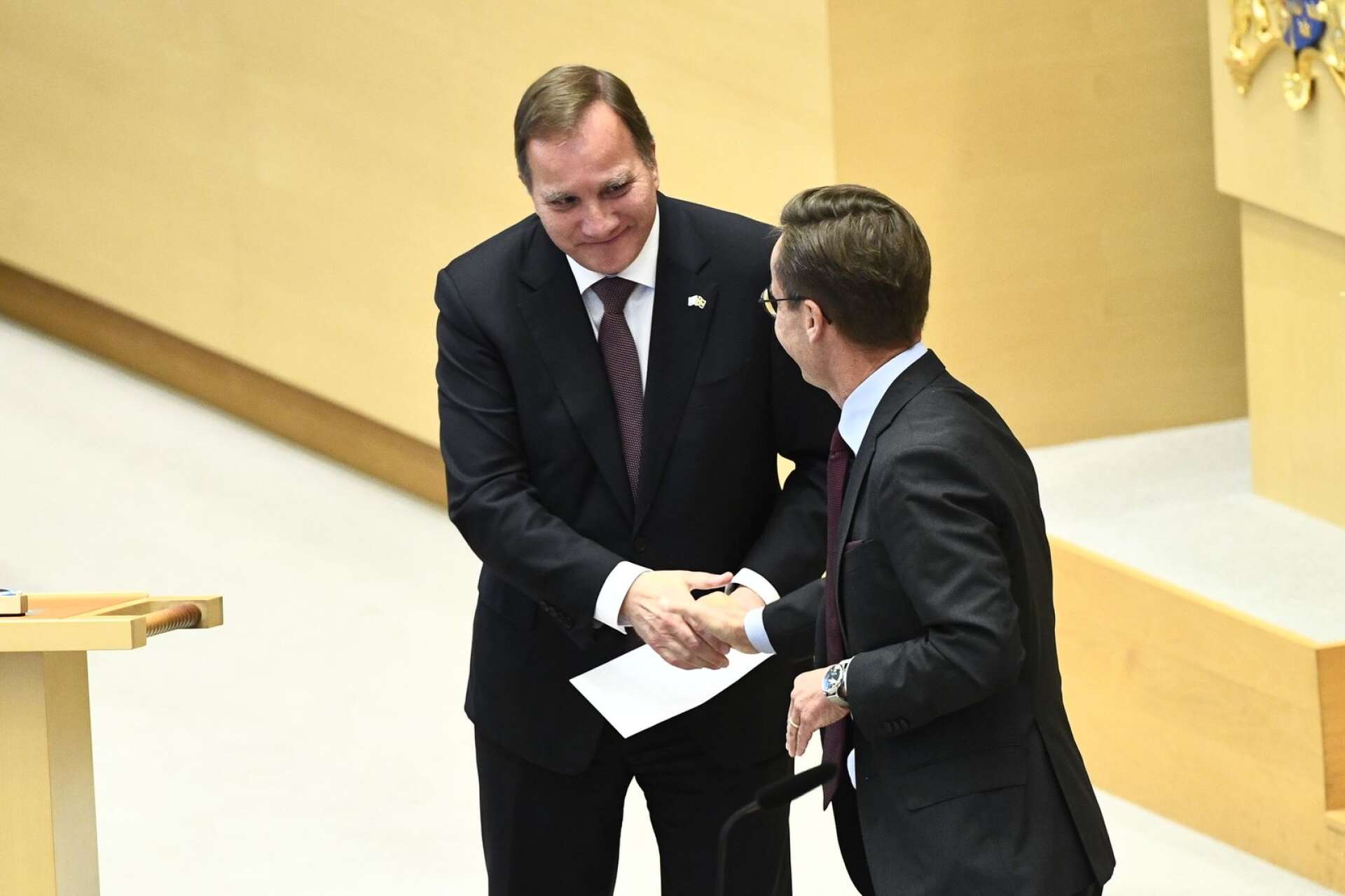 Socialdemokraternas partiledare tillika statsminister Stefan Löfven gjorde sin sista partiledardebatt i riksdagen på onsdagen och avtackades av bland andra Moderaternas partiledare Ulf Kristersson.