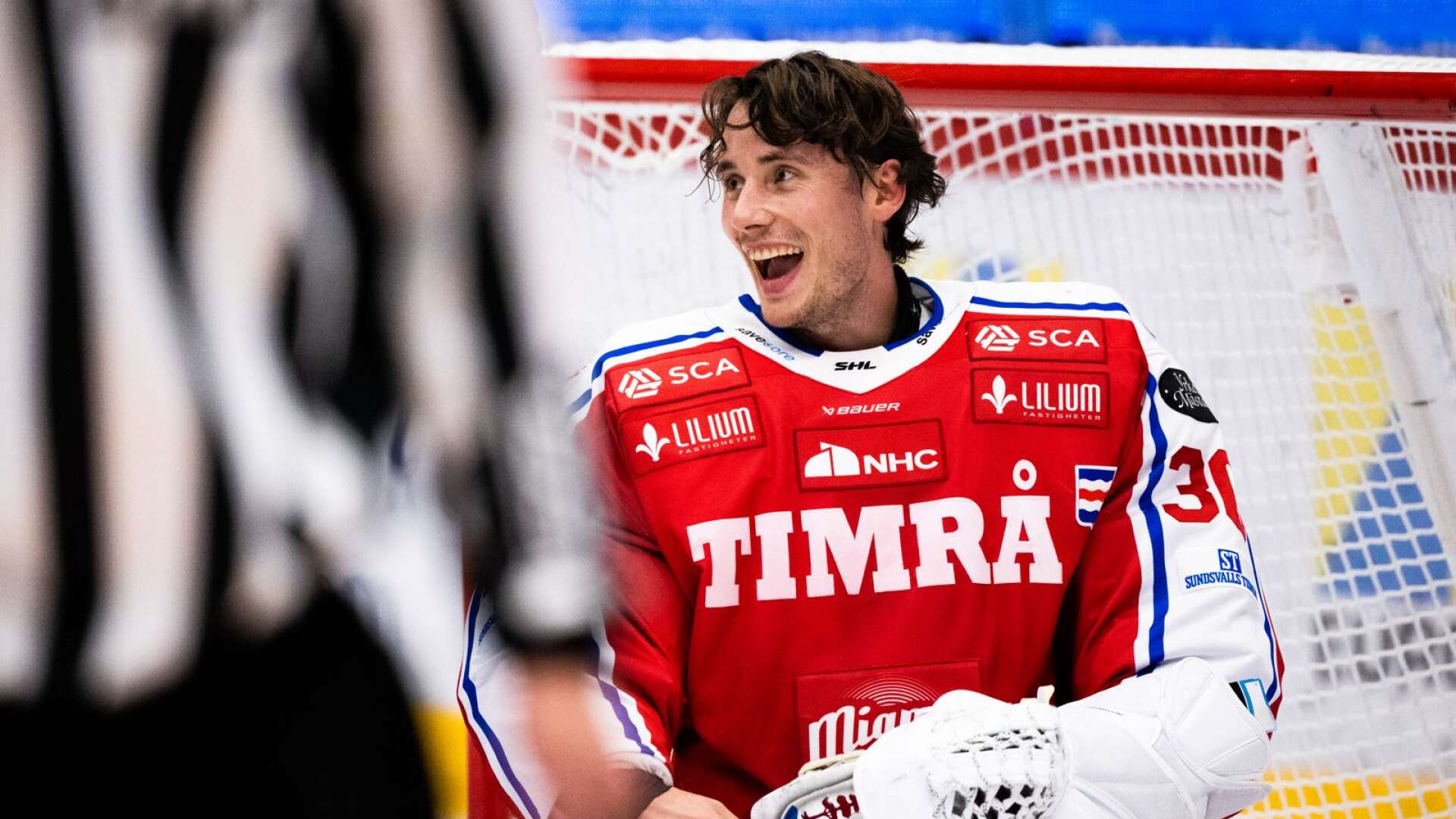 Värmländske målvakten Jacob Johansson har nu kontrakt med Timrå över säsongen 2027.