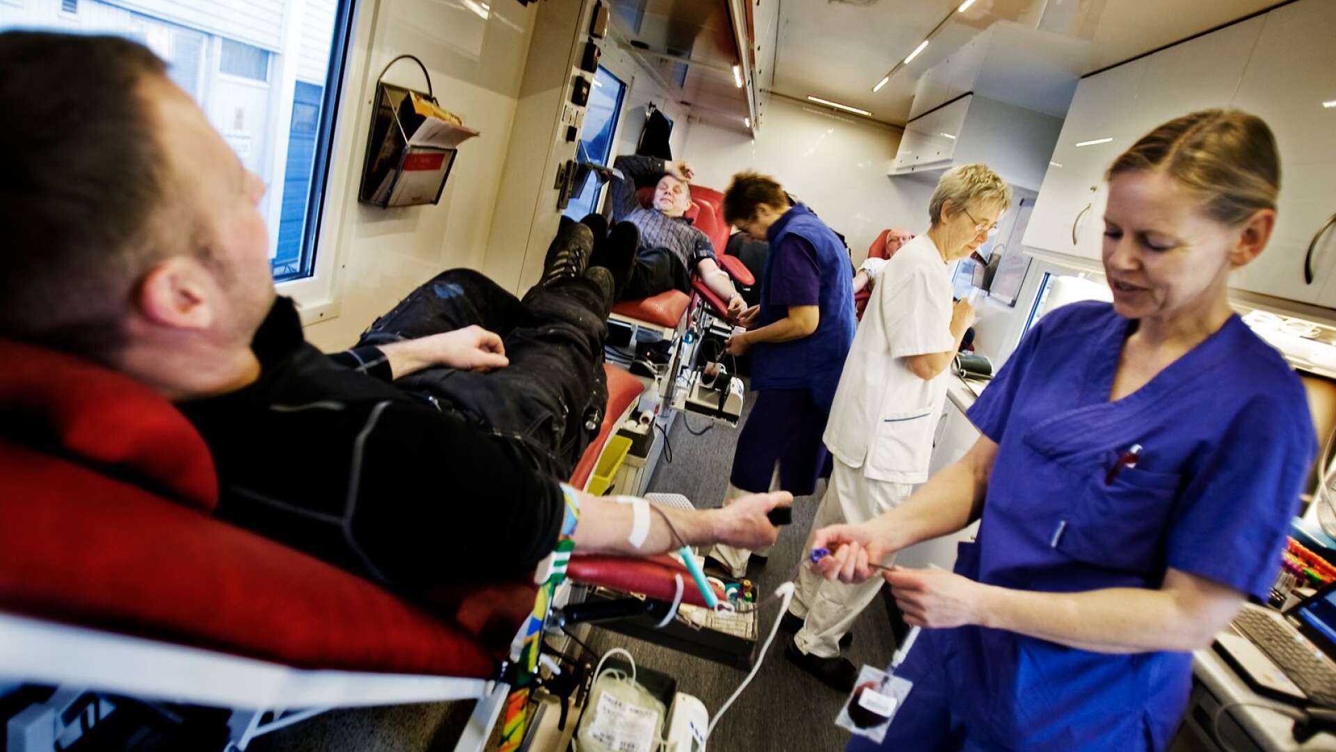 Att införa en blodbuss i Norra Bohuslän och Dalsland blir för dyrt. Det konstateras i Nu-sjukvårdens utredning.