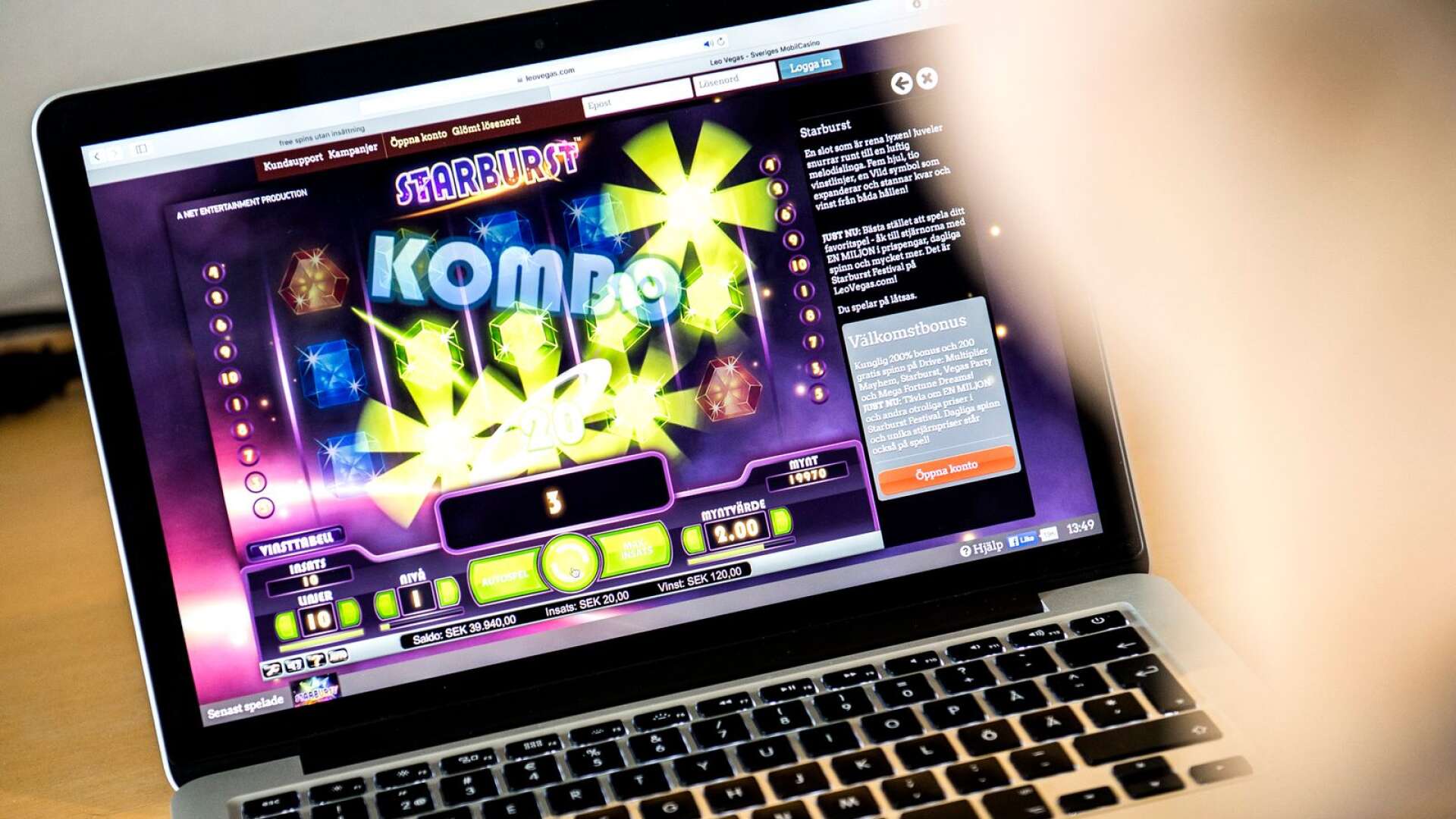 En Karlstadsbo har anmält ett nätcasino för att de inte uppmärksammade hans problem med spelmissbruk. Genrebild.