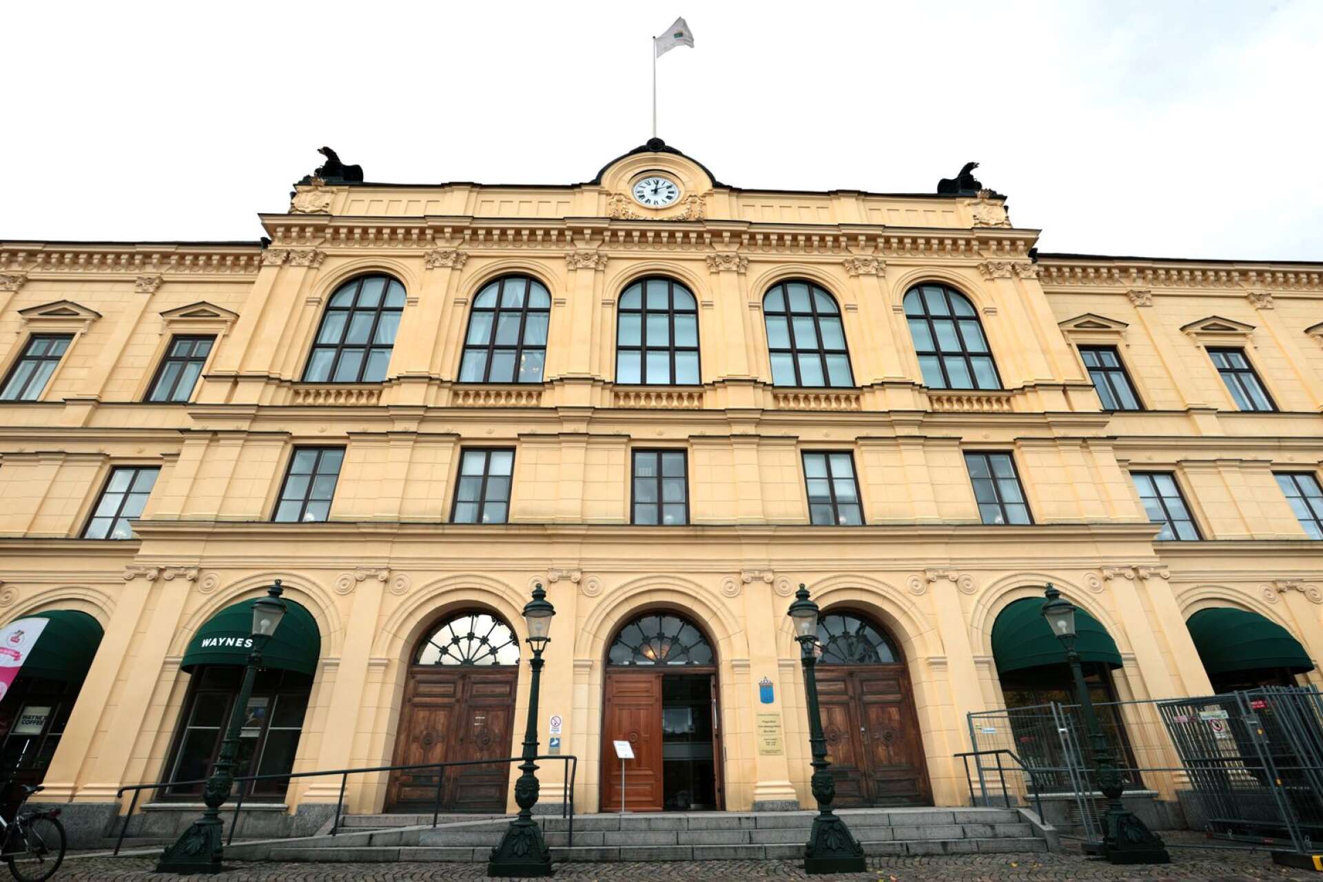 En man i Kristinehamn har dömts för olaga hot mot en kvinna.