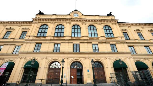 På måndagen dömdes kvinnan för flera brott till fängelse vid Värmlands tingsrätt.
