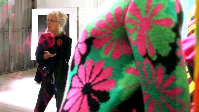 Kristinehamns konstmuseum bryter höstmörkret med en färg- och formstark utställning om Katja of Sweden. Då blir det 60-talsdesign med wow-faktor.