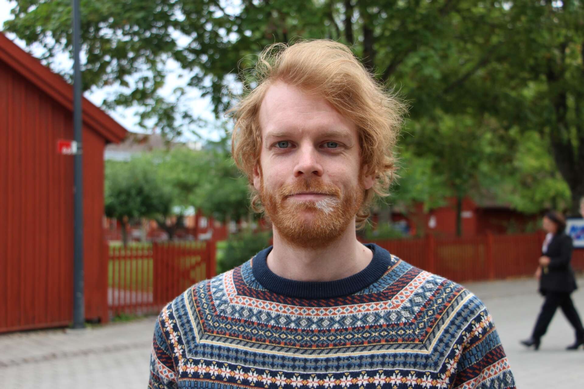  Viktor Bood Rijal, är anställd som energirådgivare i Skövde kommun. 