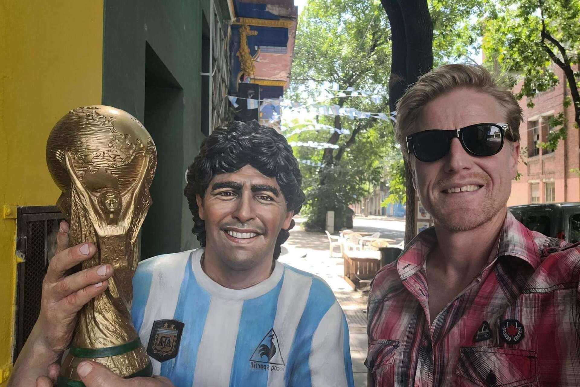Marcus fick uppleva Maradonas storhet i Argentina.