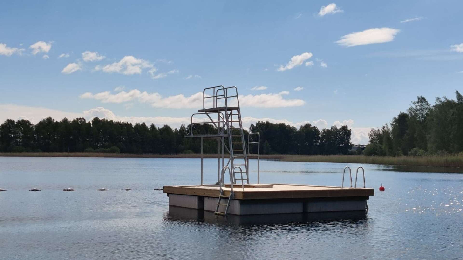 Hopptornet vid badplatsen på Örsholmen kan öppna igen efter att ha varit avstängt under en period.