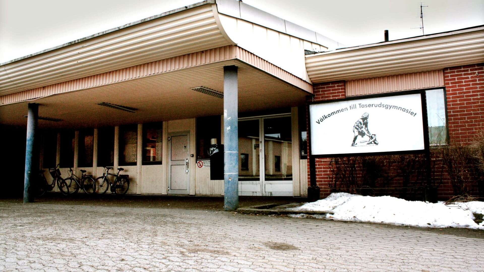 En elev på Taserudsgymnasiet i Arvika har bekräftats vara smittad med covid-19. Arkivbild.