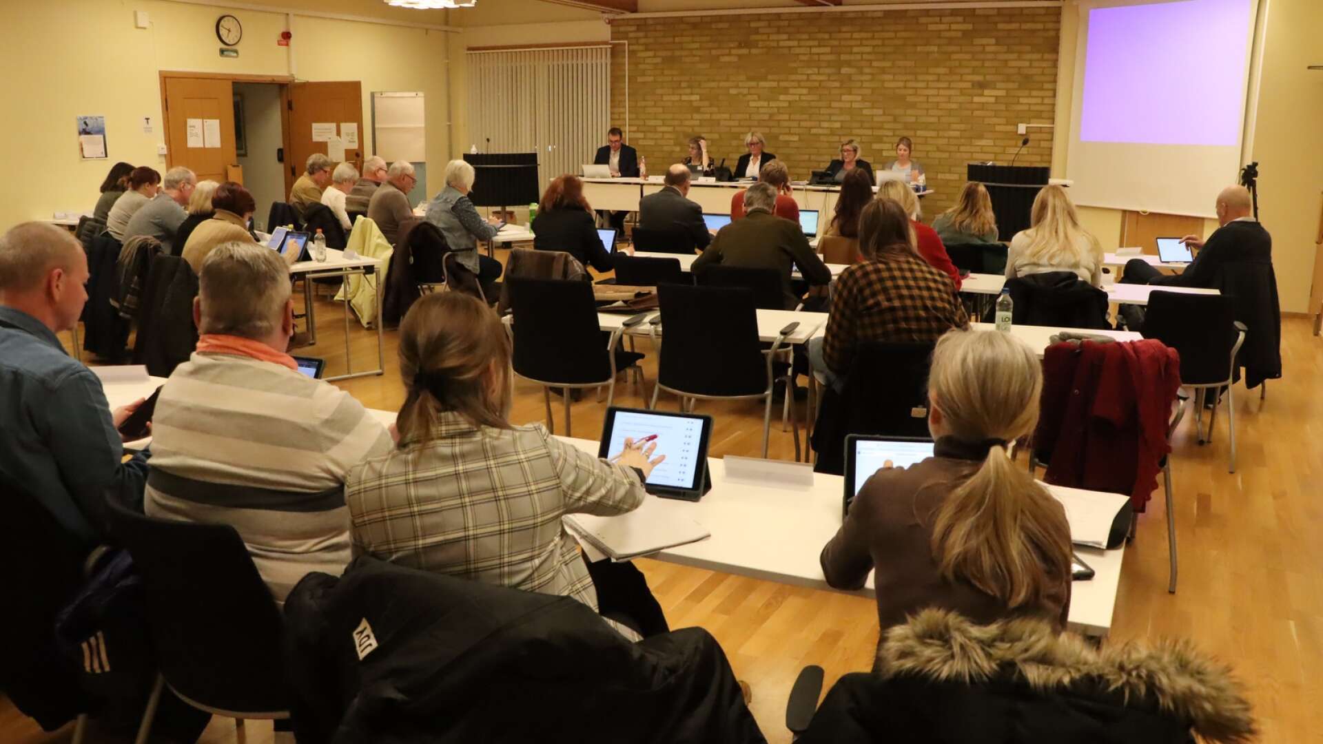 Flera beslut rörande större satsningar togs av Gullspångs kommunfullmäktige på måndagen. 