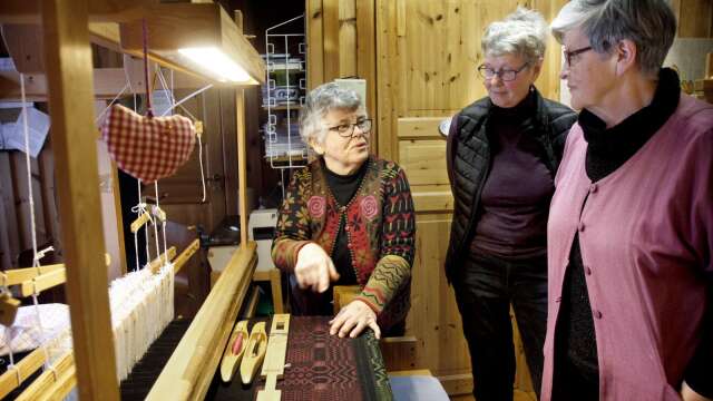 Föreningen Löfsängsvävarna i Levsäng har funnits omkring 30 år och letar efter nya medlemmar. 
