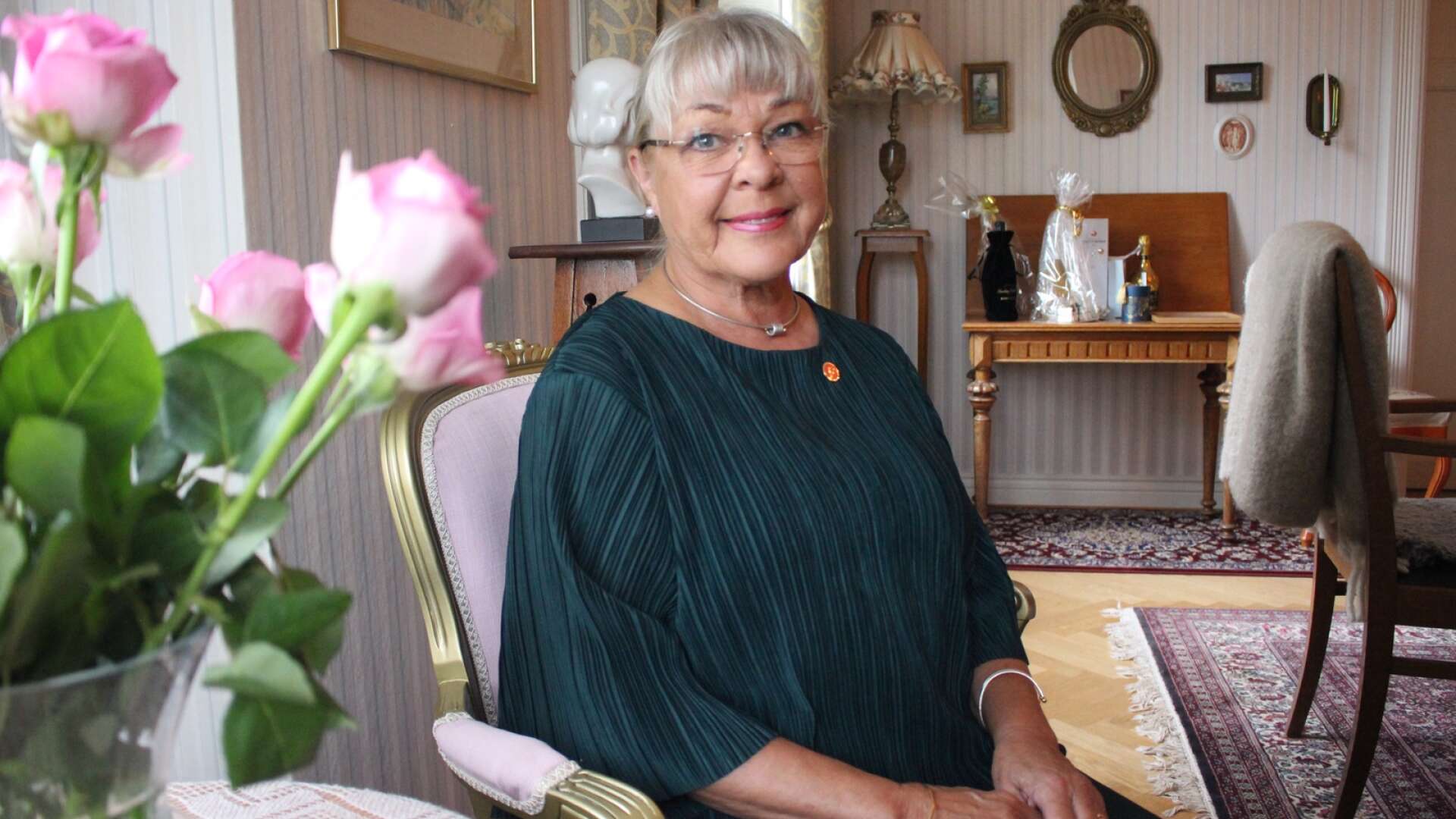 Ann-Charlott Folkesson var först med att anmäla sig som frivillig publikvärd på Vara konserthus och efter 20 år är hon fortfarande kvar. 