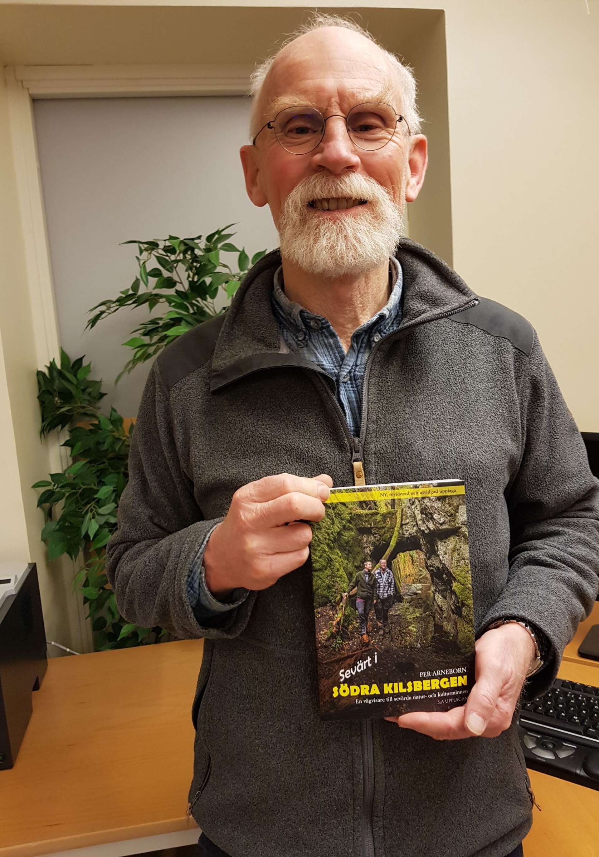Per Arneborn har skrivit en bok om sevärdheter i södra Kilsbergen.