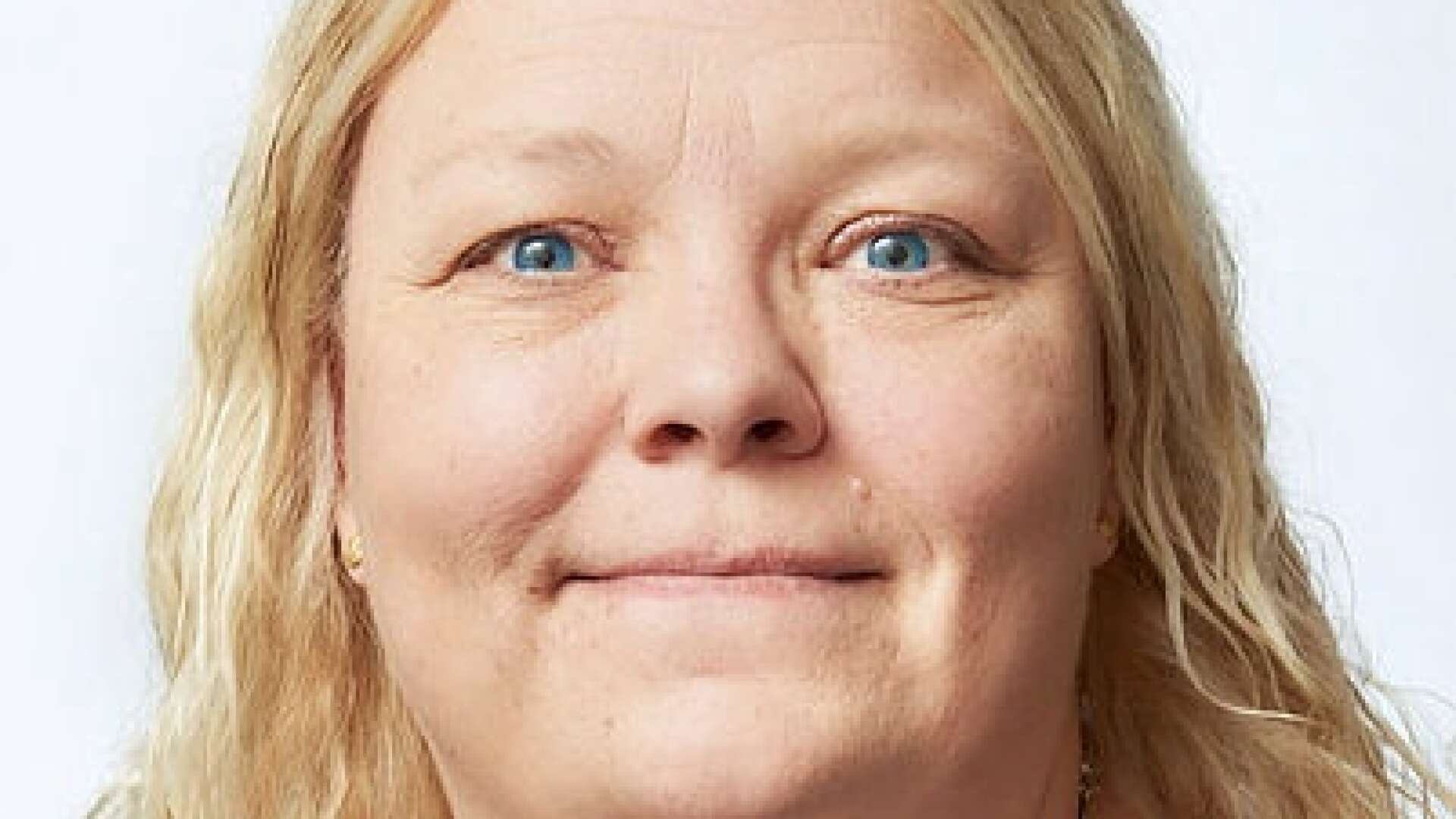 Susanne Berglund (S), vice ordförande Skaraborgs sjukhussstyrelse, menar att de nu måste titta på alla möjligheter att spara.