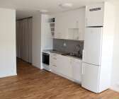 Se bilderna från Valbohems nya lägenhetshus i Färgelanda. Köket.