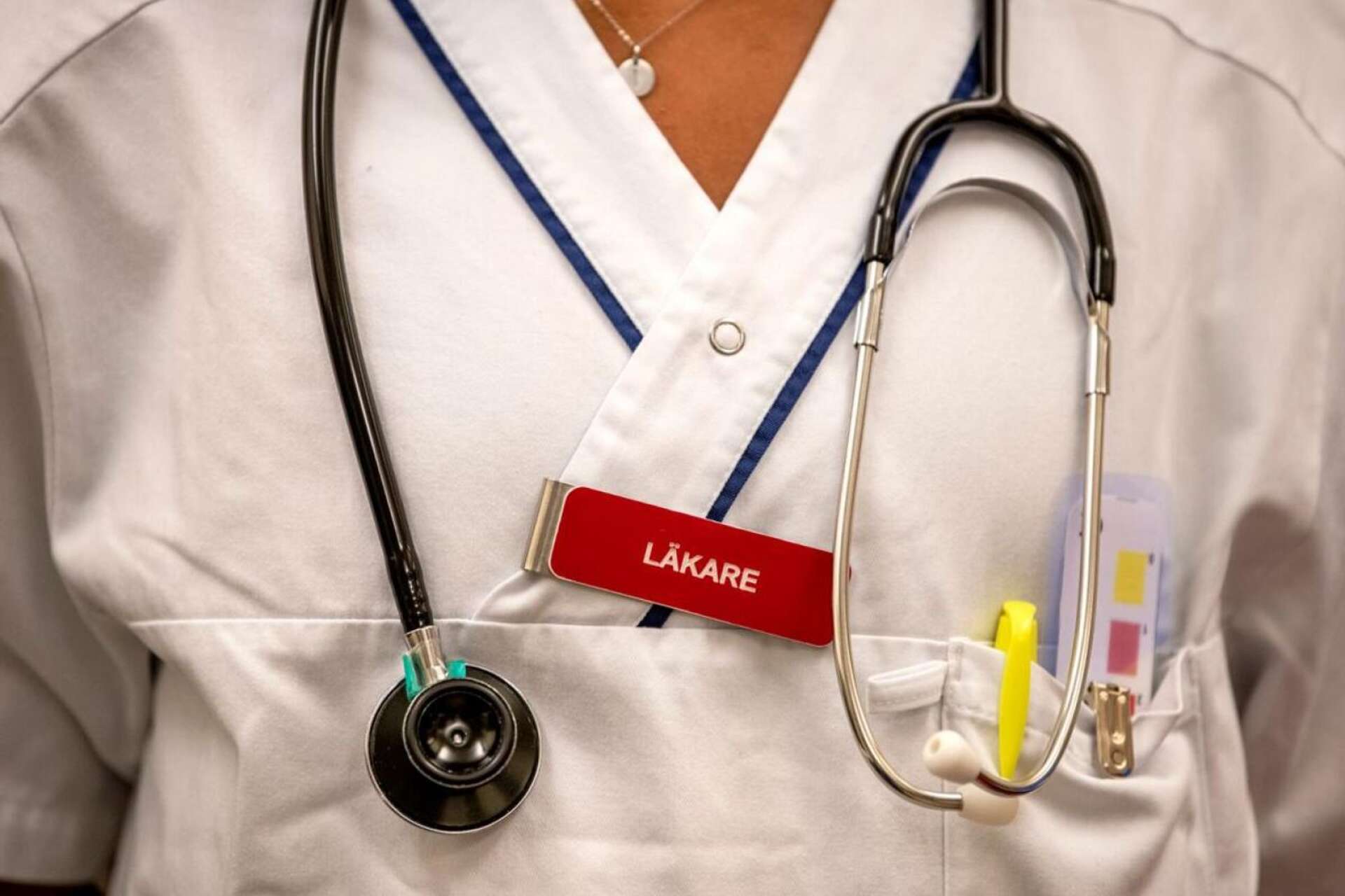 Nästan 50 miljoner kronor har bemanningspersonalen kostat Skaraborgs sjukhus hittills i år.