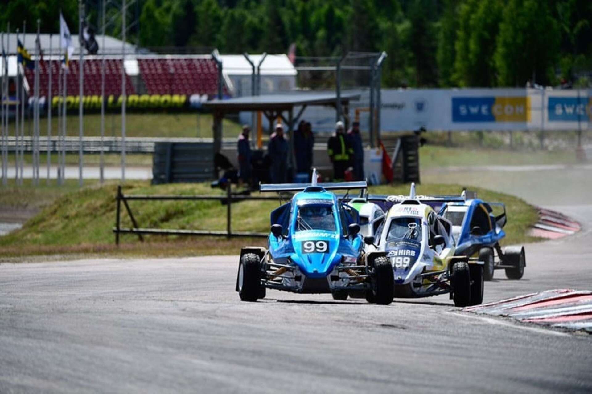 En helnöjd Lukas Andersson tog sig till final i båda deltävlingarna i Crosscart i Höljes som gick förra helgen. 