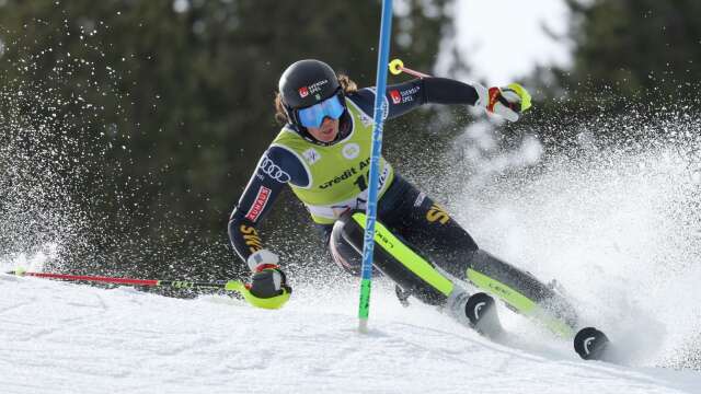 Personbästa för Sara Hector i säsongens sista slalomtävling.