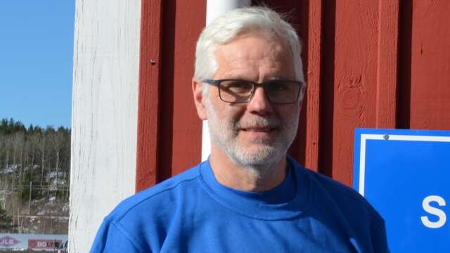 Åmåls travbanechef Tomas Eklund ser fram emot två högervarvsdagar i augusti nästa år.