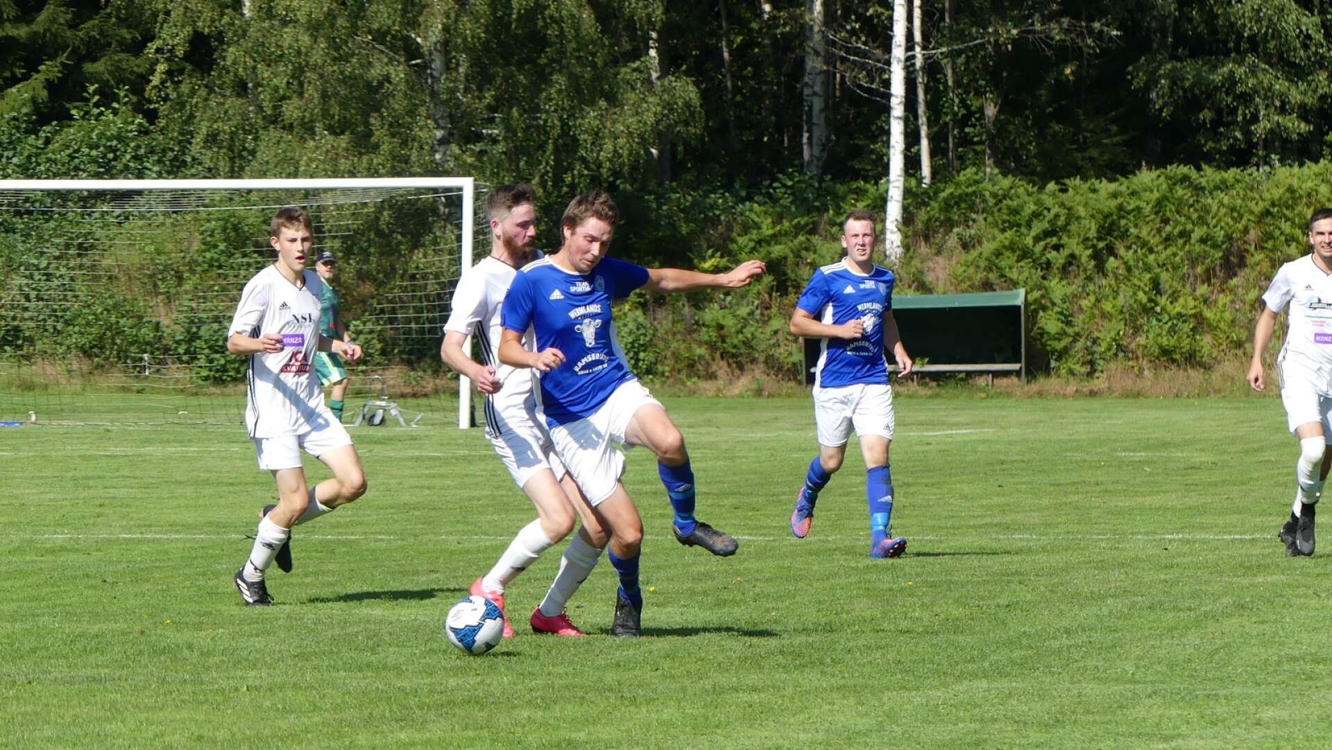 Svanskogs IF förlorade söndagens hemmamatch mot Slottsbrons IF. (Arkivbild från derby med Gillberga FF). 