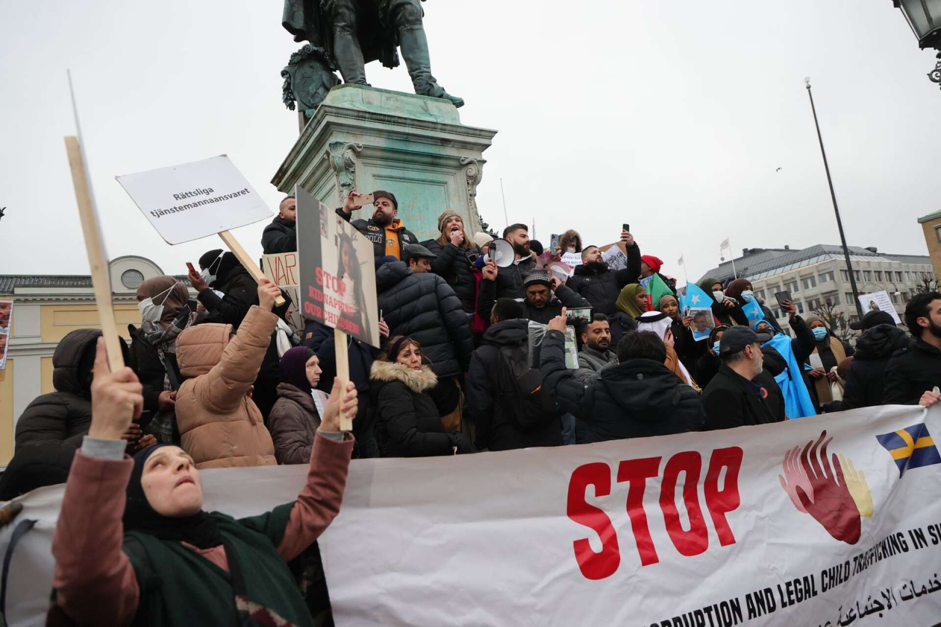Protester den 13 februari i Göteborg mot den svenska socialtjänsten.