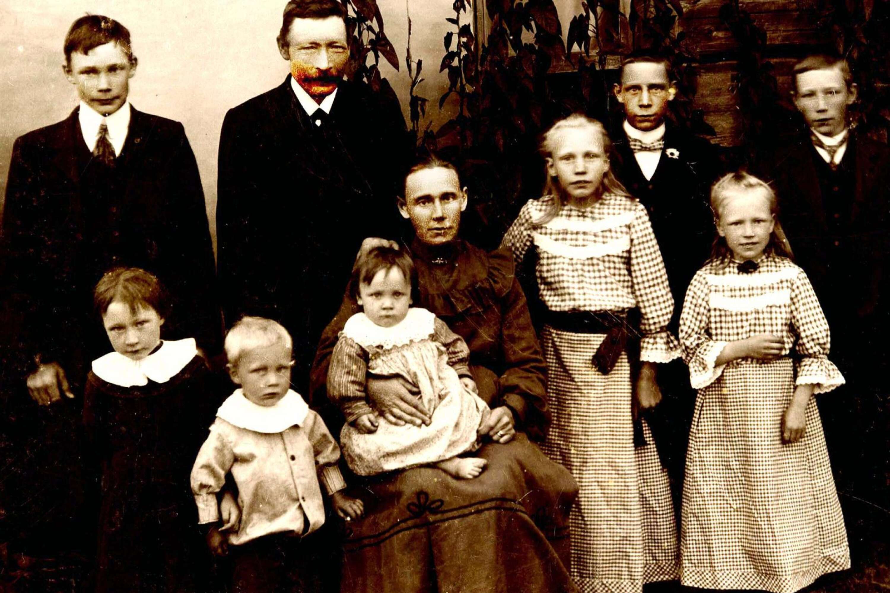Familjen Edvard Nilsson från Poptorp.