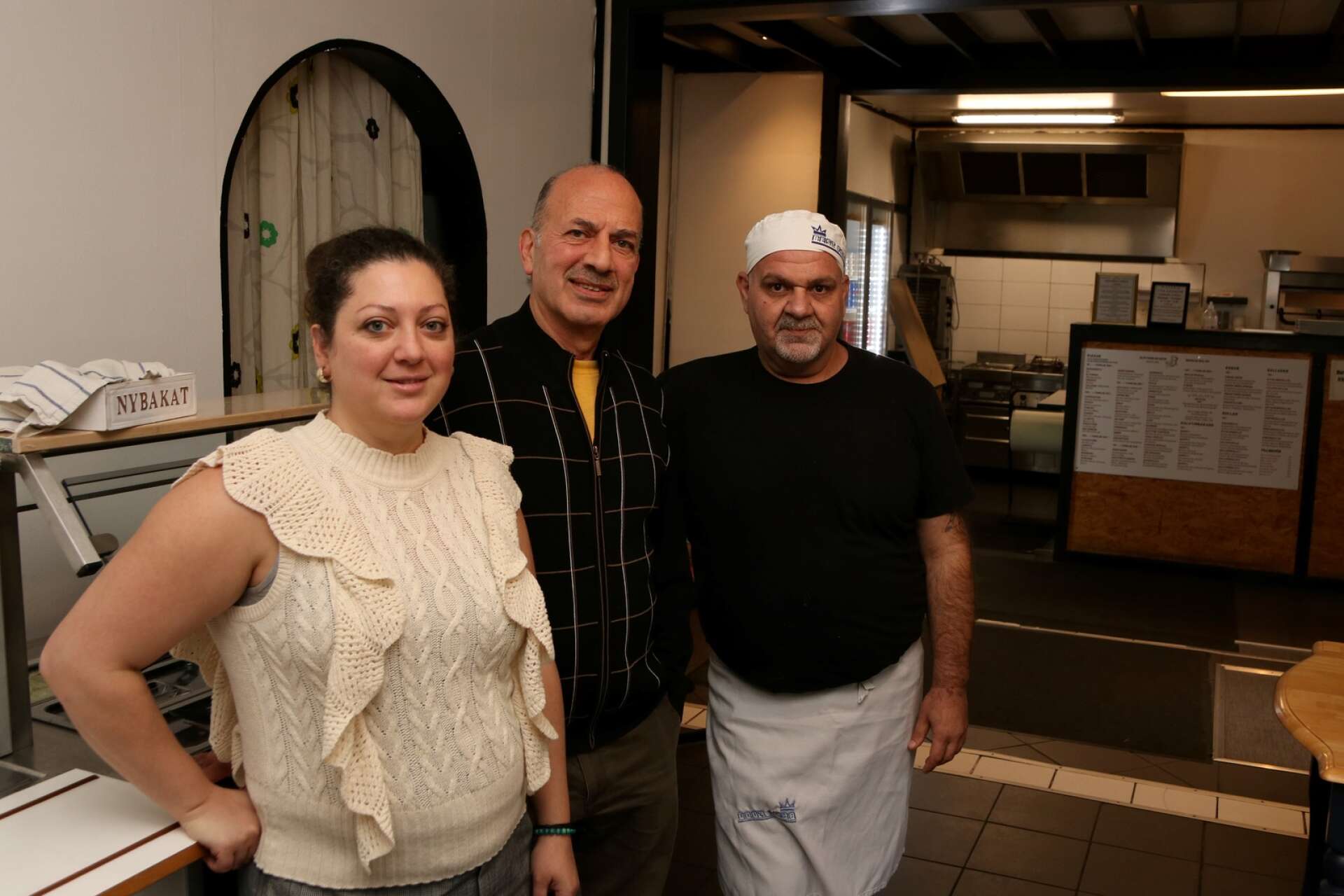 Joelle och Toufic Khalil tillsammans med Neeman Zarour som är ny kock hos Tre Kronor.