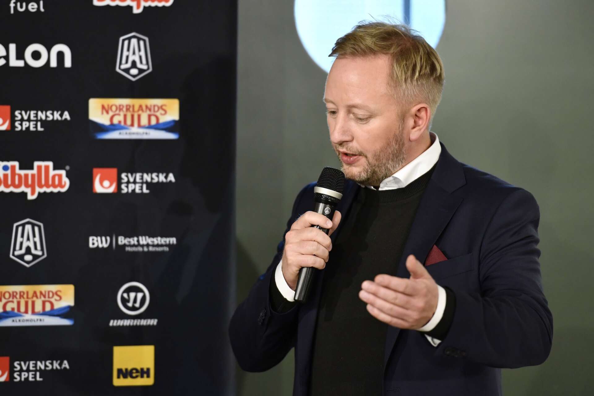 Fredrik Söderström, expert på TV4 och tidigare tränare. 