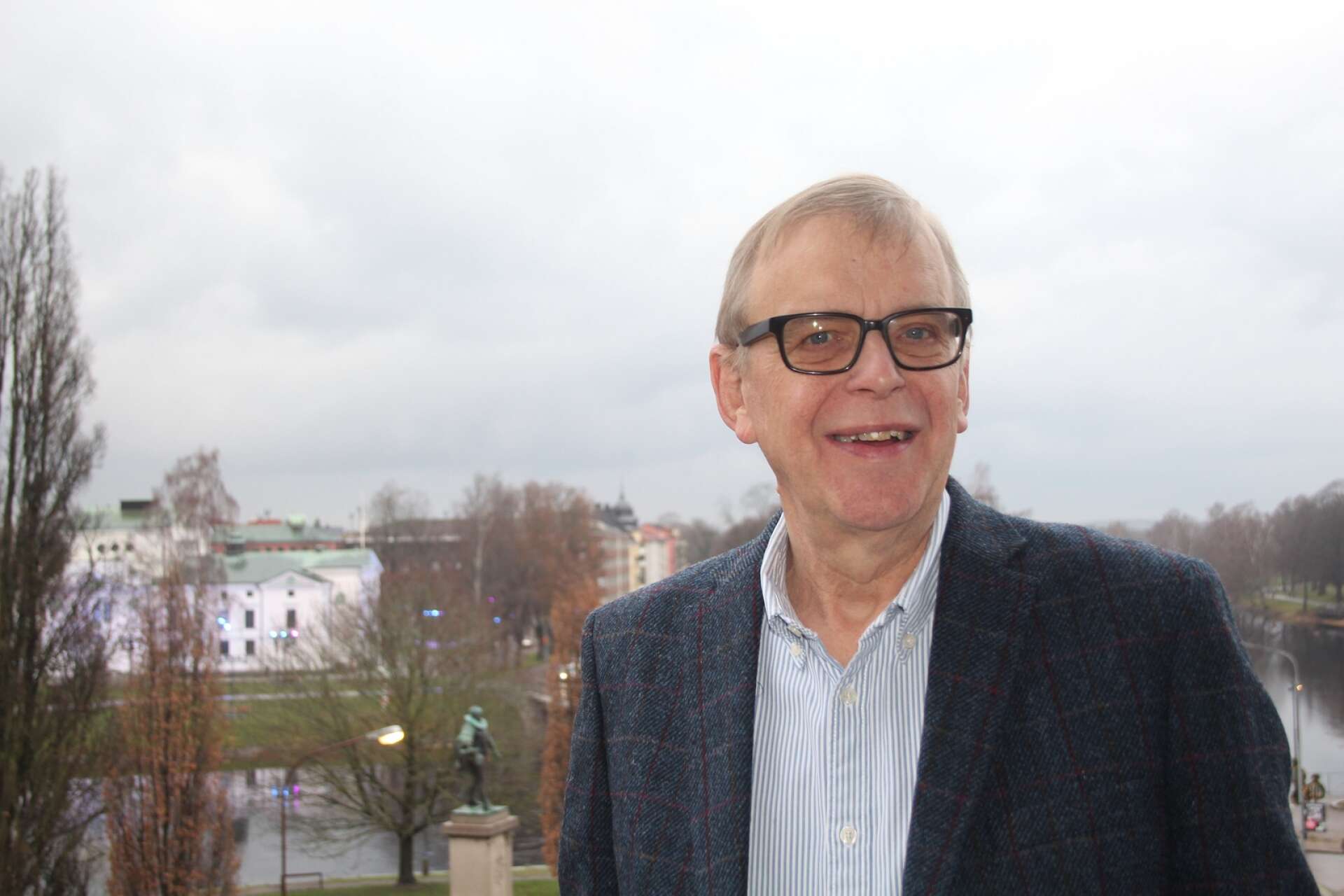 Björn Sandborgh, tidigare länsråd, är ordförande i Frödingsällskapet. Han läste reportaget i NWT om Frödings hjärna med stor förvåning.