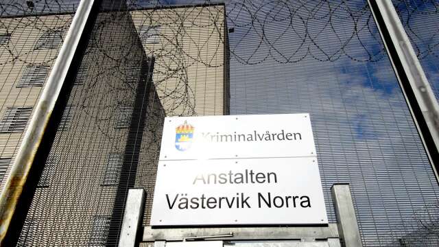 Mannen skulle ha suttit av sitt fängelsestraff på anstalten i Västervik.