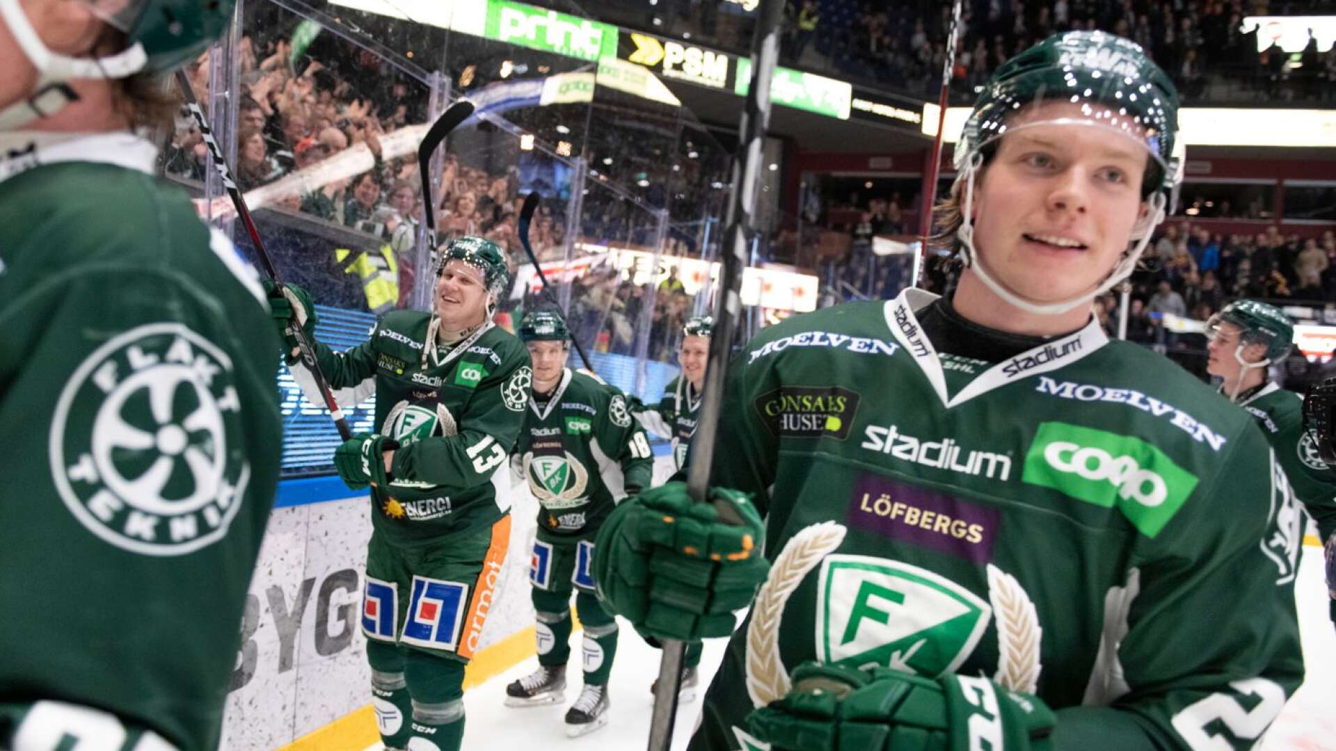 Tidigare FBK-spelaren Oskar Steen är klar för spel med Björklöven i hockeyallsvenskan. 