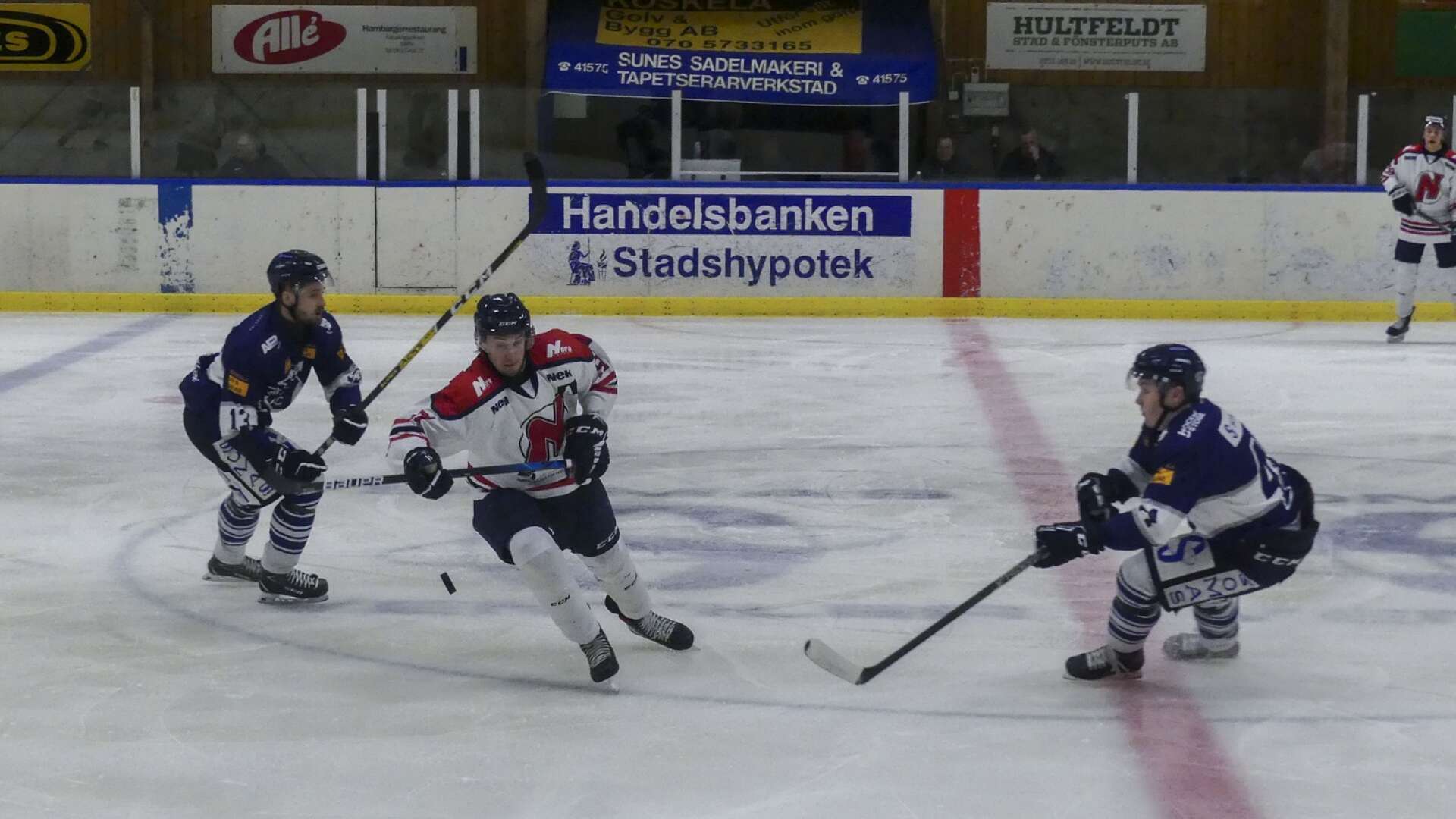Det blev en 5-7-förlust för Säffle HC mot Nora HC i söndagens match i mixserien. 