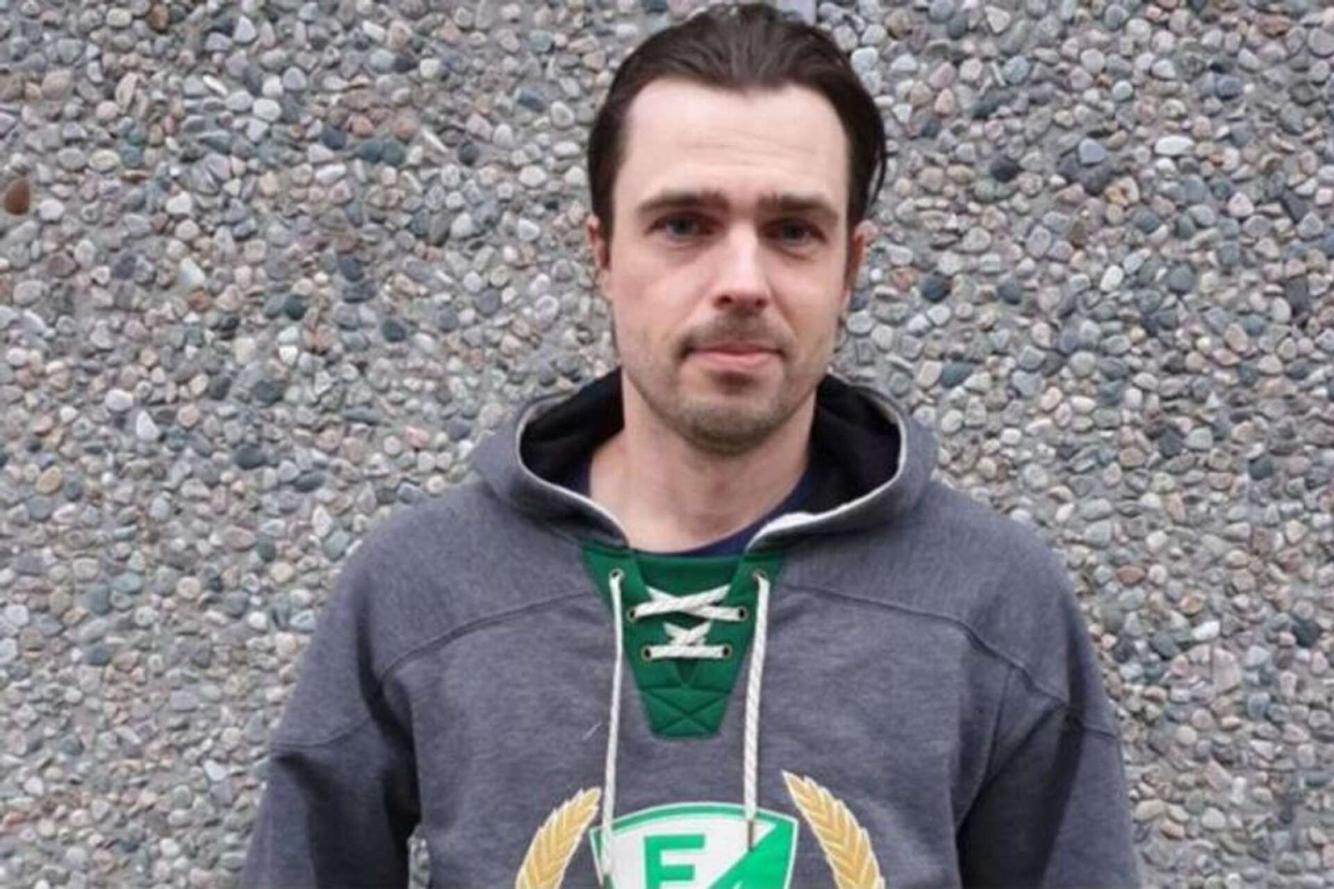 FBK-målvakten Johan ”McSavid” Rundqvist gjorde många vassa räddningar i finalen som slutade med förlust 0–3 i matcher mot LHC som återigen är svenska mästare i e-hockey.