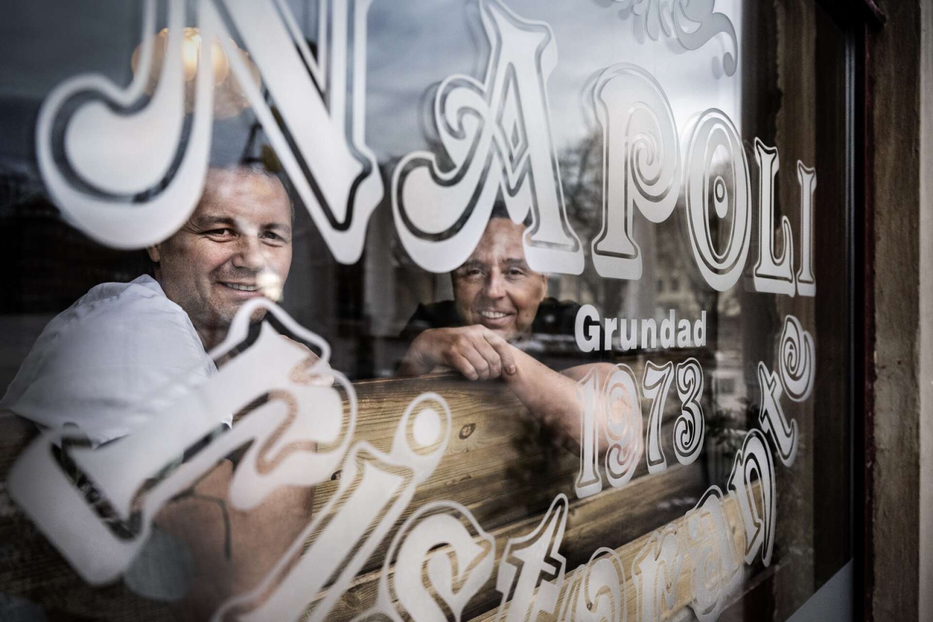 Restaurang Napoli var vid öppningen 1973 Värmlands första pizzeria. Nu tänker Malek Kirbas och Alkan Güler fira 50-årsjubileet vid flera tillfällen under året.