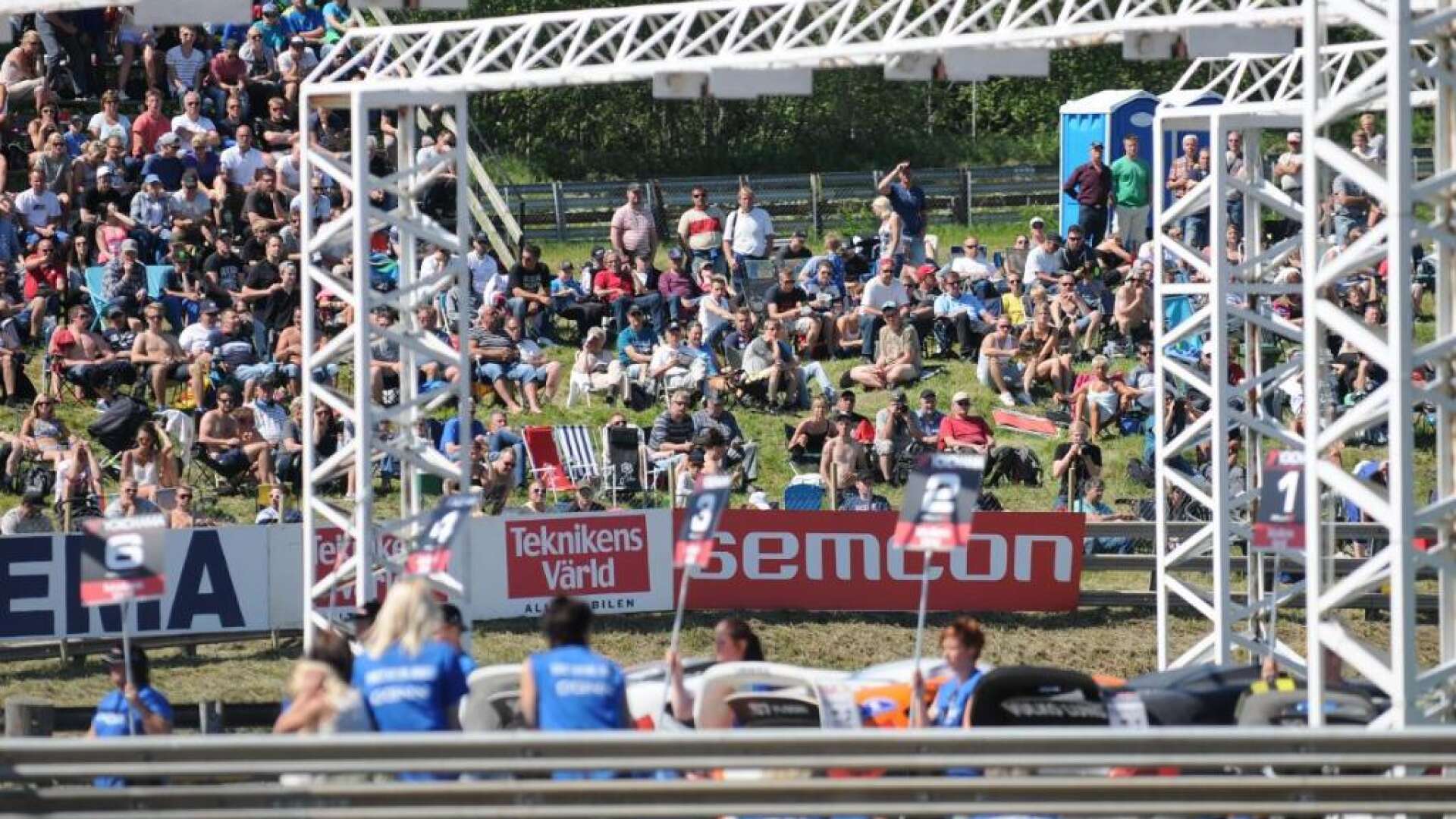 Westombanan kommer fyllas med 600 åskådare i finalen av SM och RallyX Nordic. 