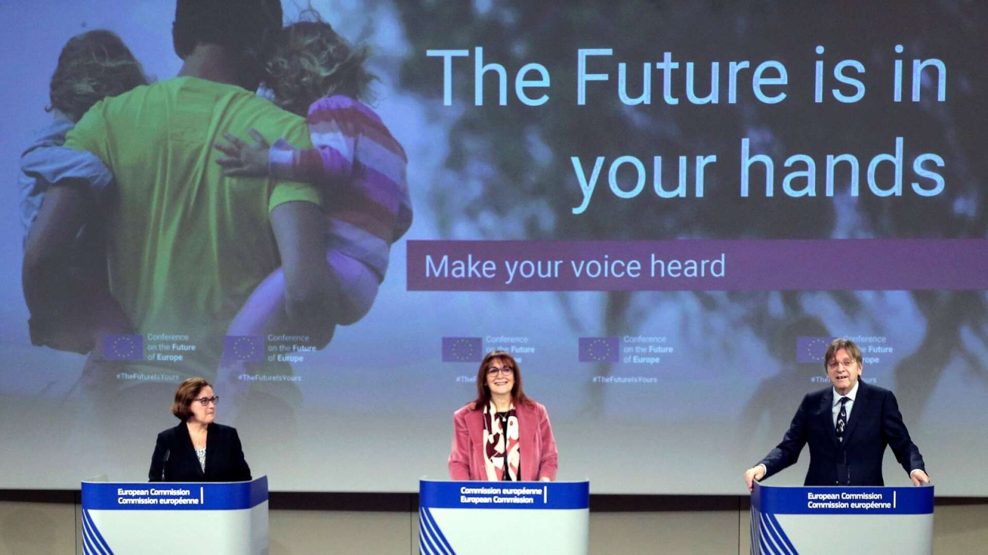 Ana Paula Zacaria, Dubravka Suica och Guy Verhofstadt lanserar framtidskonferensen.